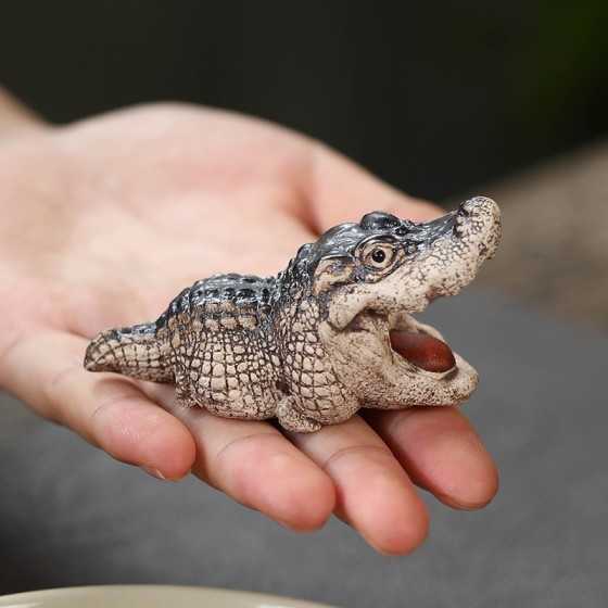 New Chubby Little Crocodile Garden Ornament Home Dining Table Decoration Resin Handicraft Gift from Cross-border Independent Station